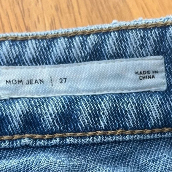 Pacsun Mom Jean, size 27 - Picture 5 of 5